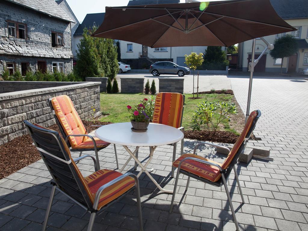 Spacious Holiday Home Between Mosel And Hunsr Ck Blankenrath Exterior foto